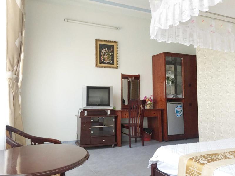Hoa Anh Dao Hotel Туихоа Экстерьер фото