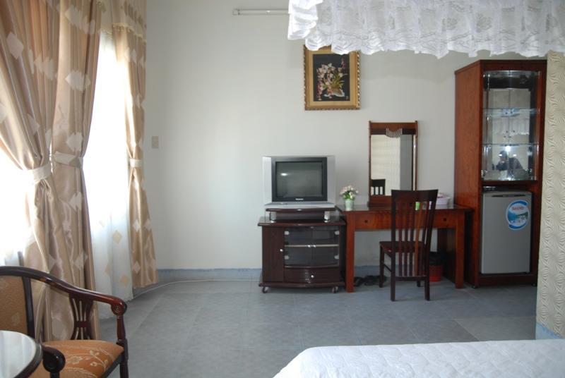 Hoa Anh Dao Hotel Туихоа Экстерьер фото